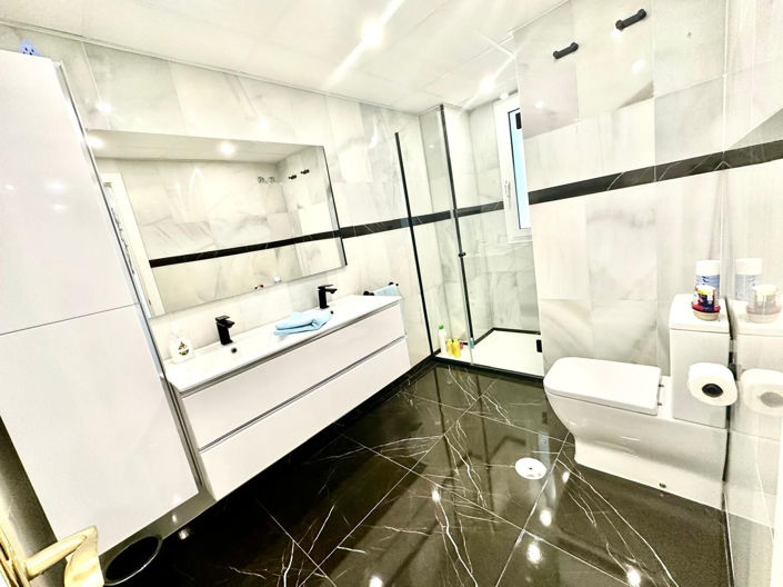 Image No.15-3 Bed Apartment for sale