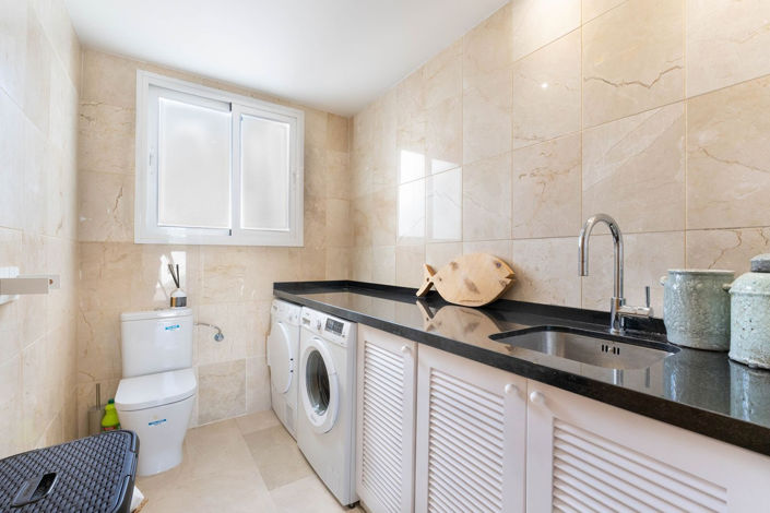 Image No.15-4 Bed Apartment for sale