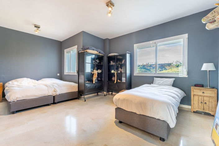 Image No.23-4 Bed Apartment for sale