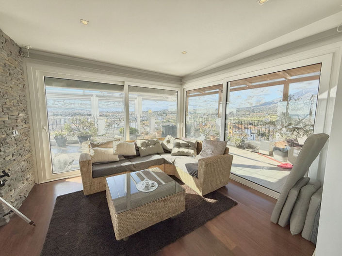 Image No.14-3 Bed Apartment for sale