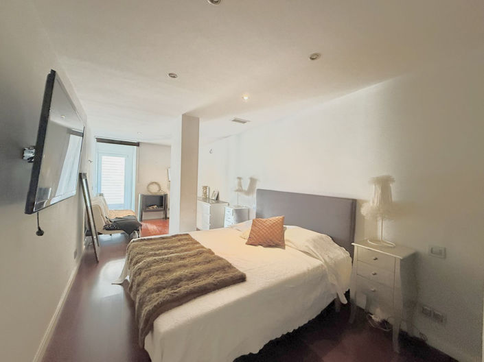 Image No.19-3 Bed Apartment for sale