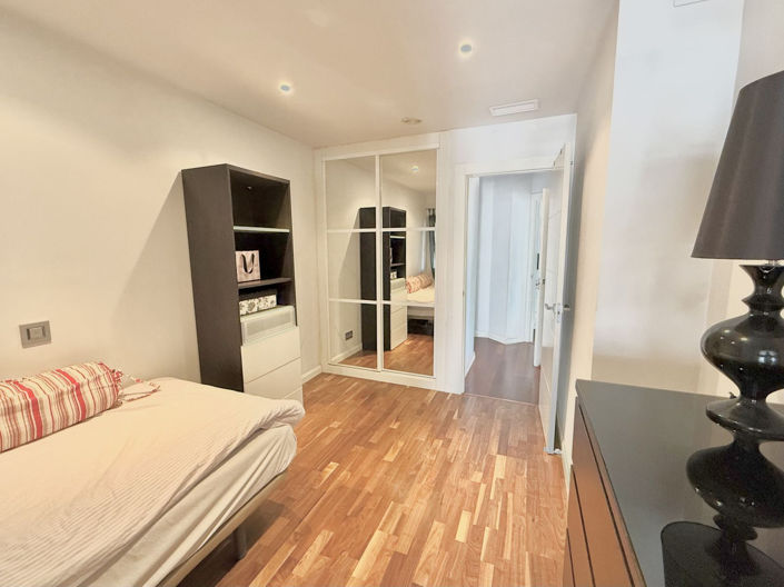 Image No.21-3 Bed Apartment for sale