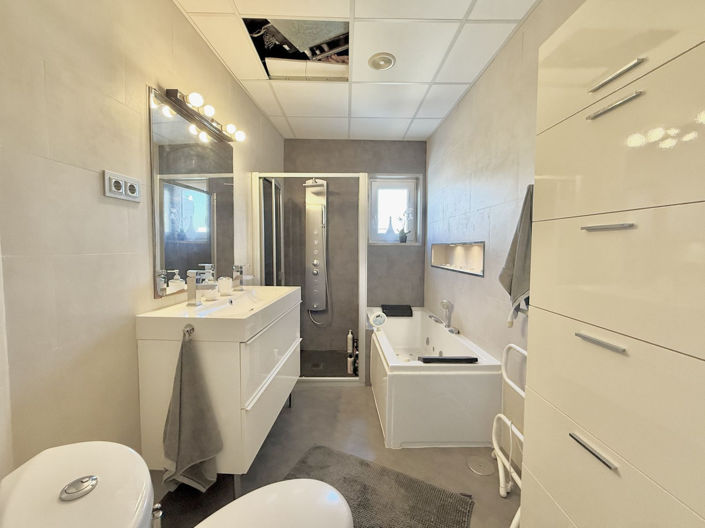 Image No.23-3 Bed Apartment for sale