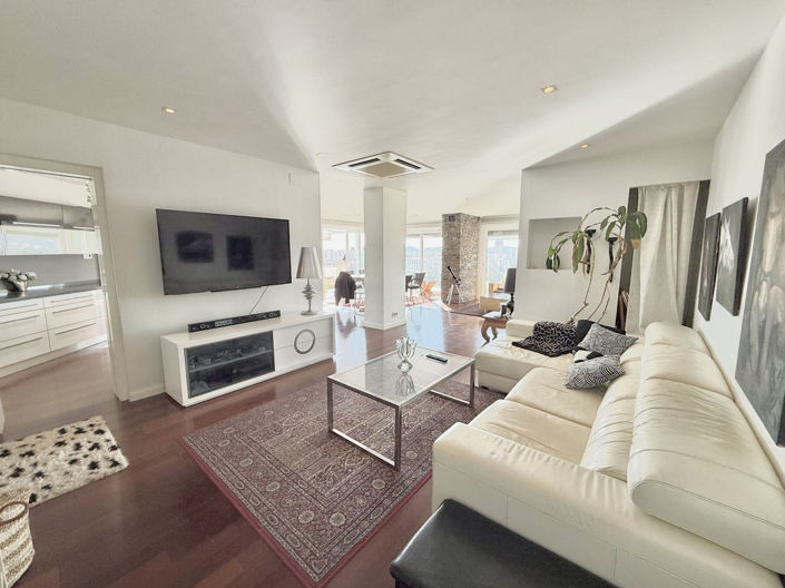 Image No.4-3 Bed Apartment for sale