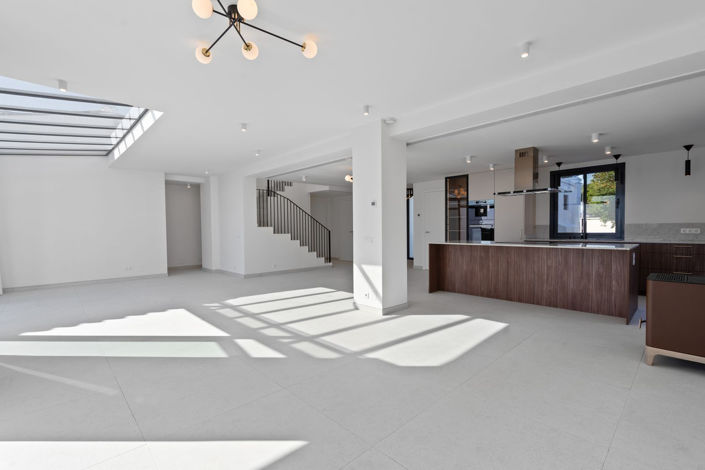 Image No.8-4 Bed Villa for sale