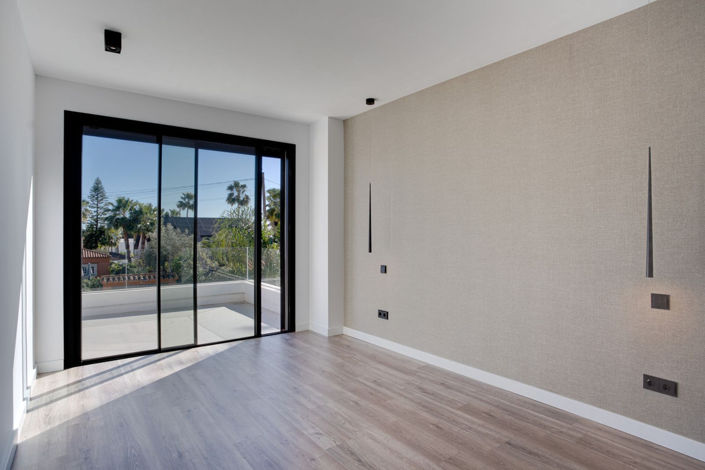 Image No.14-4 Bed Villa for sale