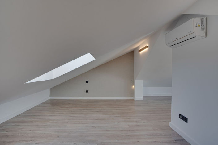 Image No.26-4 Bed Villa for sale