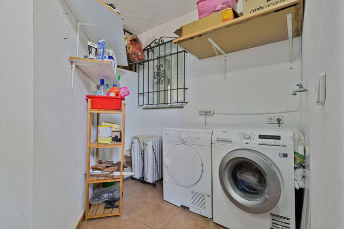 Image No.11-4 Bed Townhouse for sale