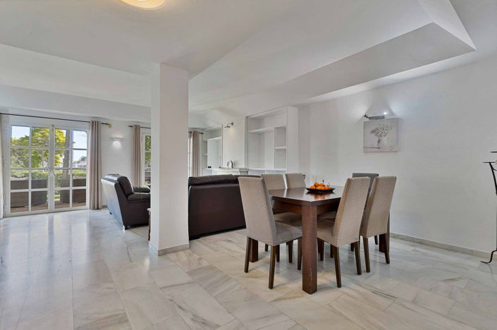 Image No.3-4 Bed Townhouse for sale