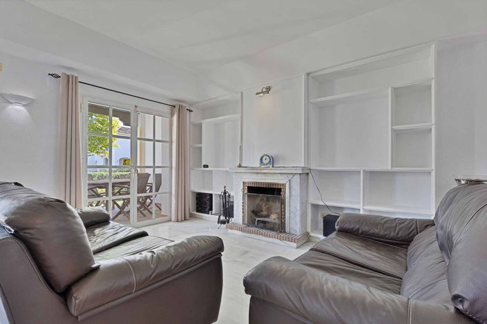 Image No.4-4 Bed Townhouse for sale