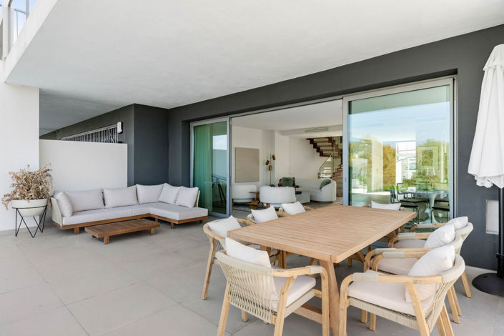 Image No.7-3 Bed Villa for sale