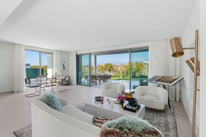 Image No.9-3 Bed Villa for sale