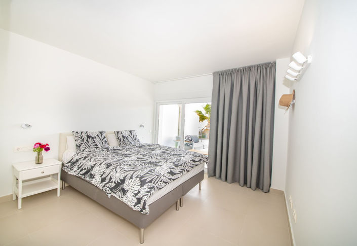 Image No.20-2 Bed Apartment for sale