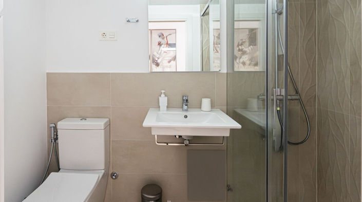 Image No.16-2 Bed Apartment for sale