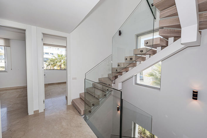 Image No.16-4 Bed Townhouse for sale