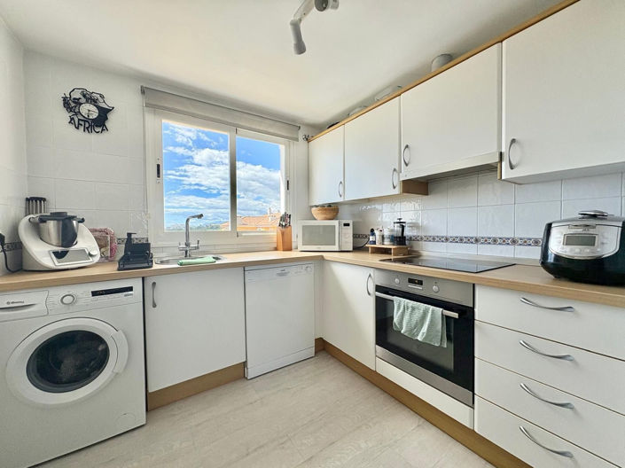 Image No.6-3 Bed Apartment for sale