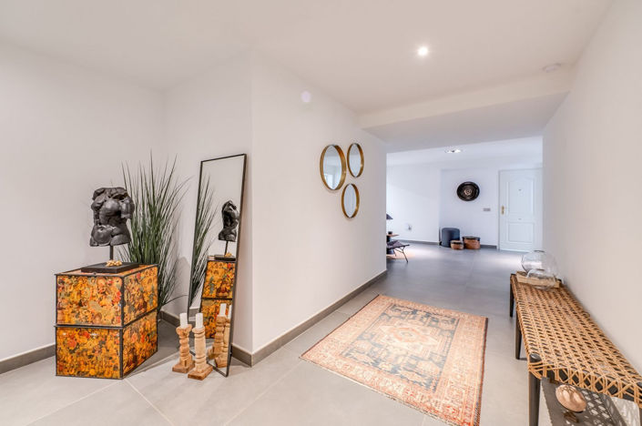 Image No.29-5 Bed Villa for sale