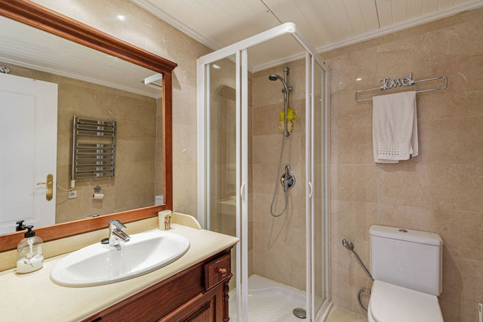 Image No.12-3 Bed Apartment for sale