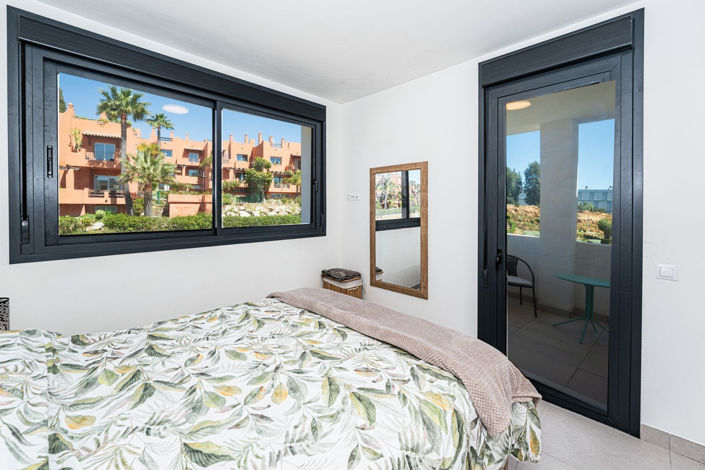 Image No.11-4 Bed Townhouse for sale