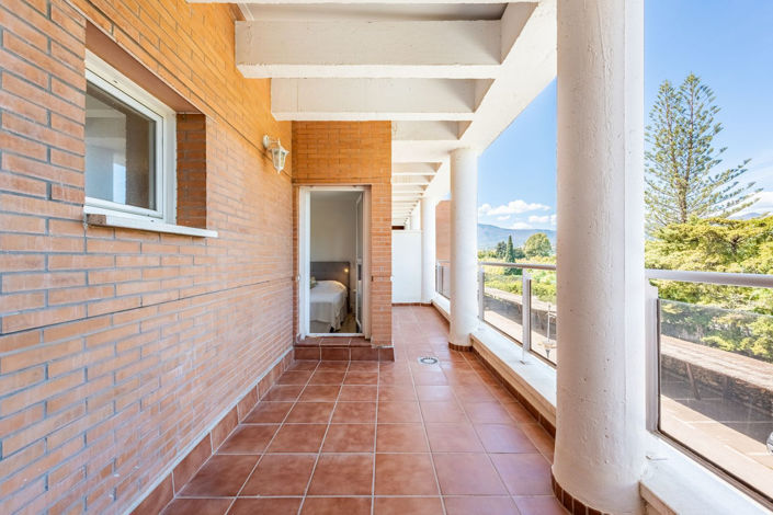 Image No.15-4 Bed Apartment for sale