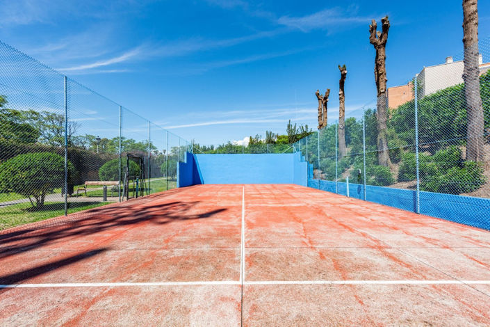 Image No.25-4 Bed Apartment for sale