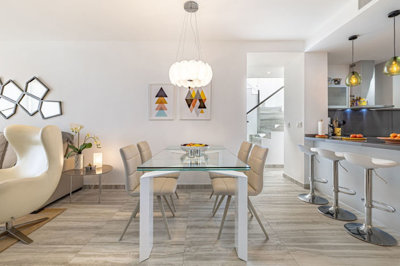 8-e64a9055bba3e77ac8aca3b893cdf826