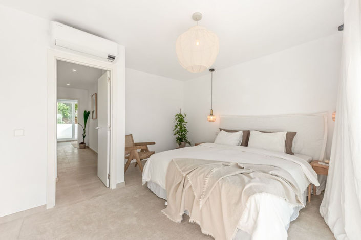 Image No.10-3 Bed Townhouse for sale