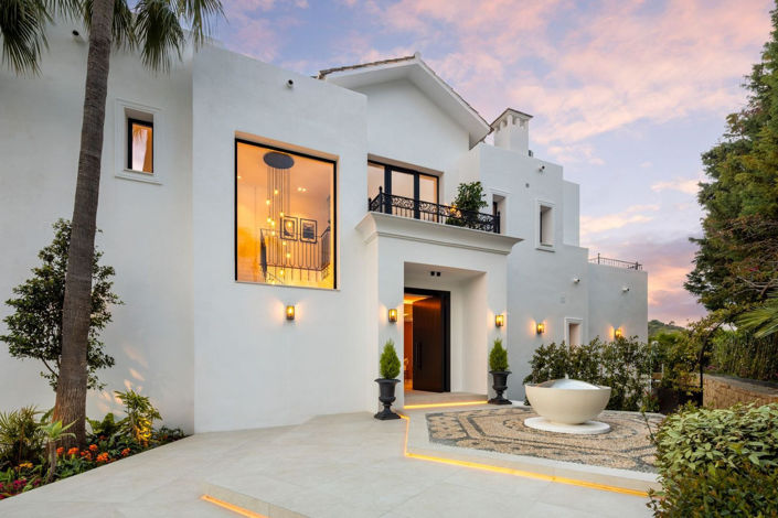 Image No.3-5 Bed Villa for sale