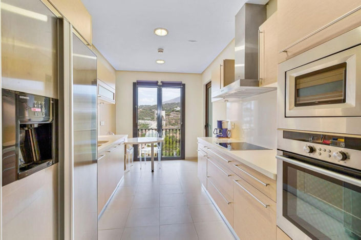 Image No.10-2 Bed Apartment for sale