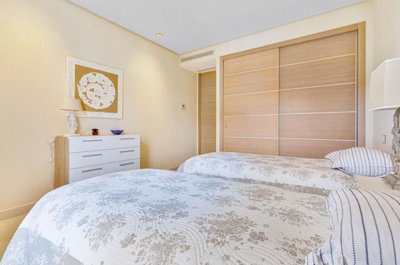 14-d70dc3102c00d7be0e872dfe1c1f86d7