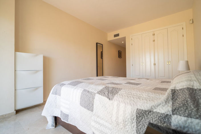 Image No.12-2 Bed Apartment for sale