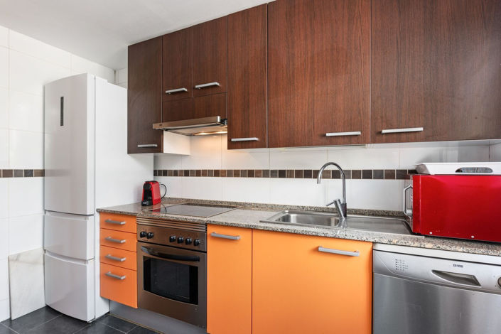 Image No.13-2 Bed Apartment for sale