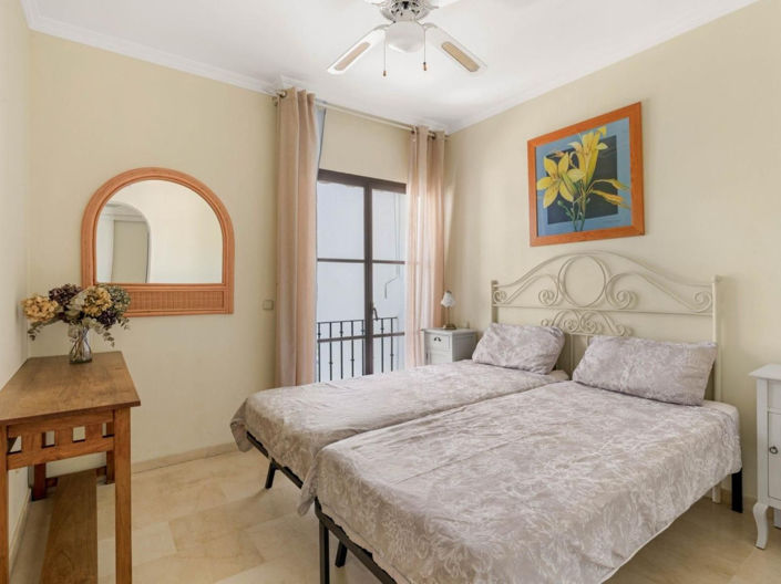 Image No.12-3 Bed Apartment for sale