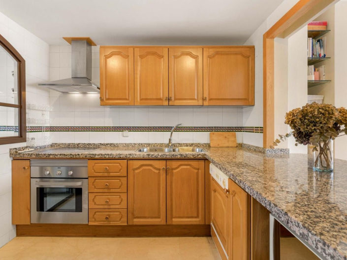 Image No.9-3 Bed Apartment for sale