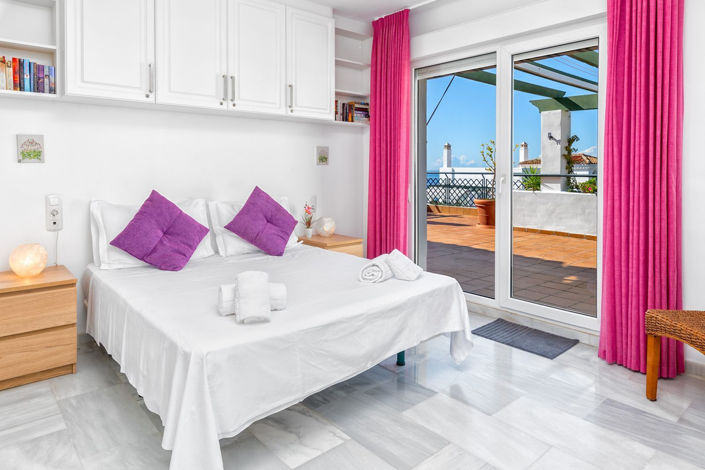 Image No.15-2 Bed Apartment for sale