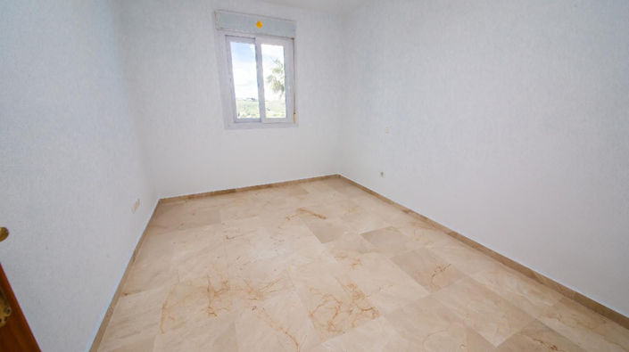 Image No.15-3 Bed Townhouse for sale