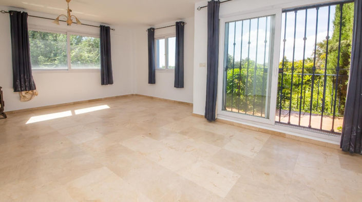 Image No.8-3 Bed Townhouse for sale