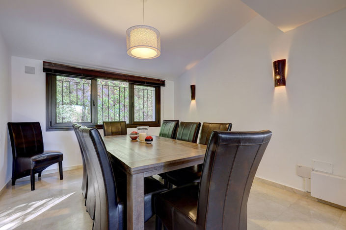 Image No.14-5 Bed Villa for sale