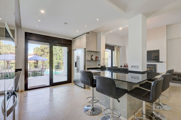 Image No.15-5 Bed Villa for sale