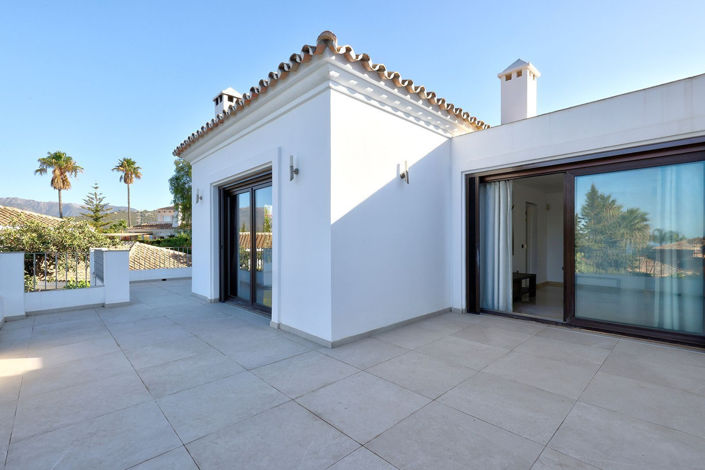 Image No.27-5 Bed Villa for sale