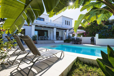 3-e898b2bb2a2fdfd06d2c39894dce8316