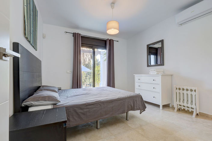 Image No.30-5 Bed Villa for sale