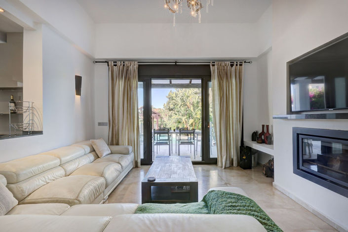 Image No.9-5 Bed Villa for sale