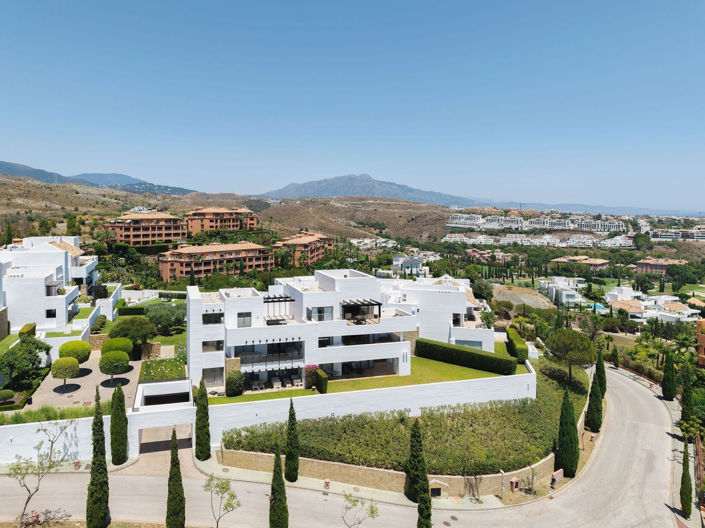 Image No.19-2 Bed Apartment for sale