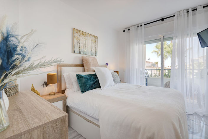 Image No.16-2 Bed Apartment for sale