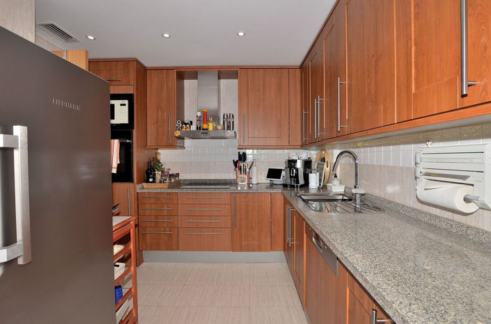 Image No.12-3 Bed Apartment for sale