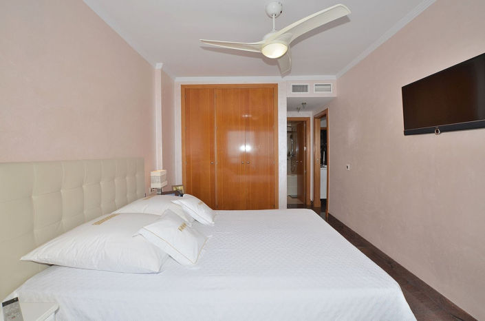 Image No.17-3 Bed Apartment for sale