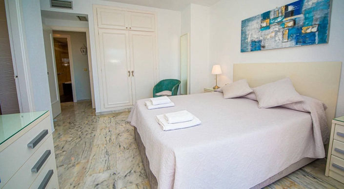 Image No.14-3 Bed Townhouse for sale