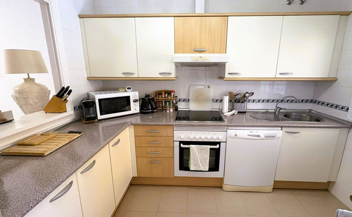 Image No.8-3 Bed Townhouse for sale