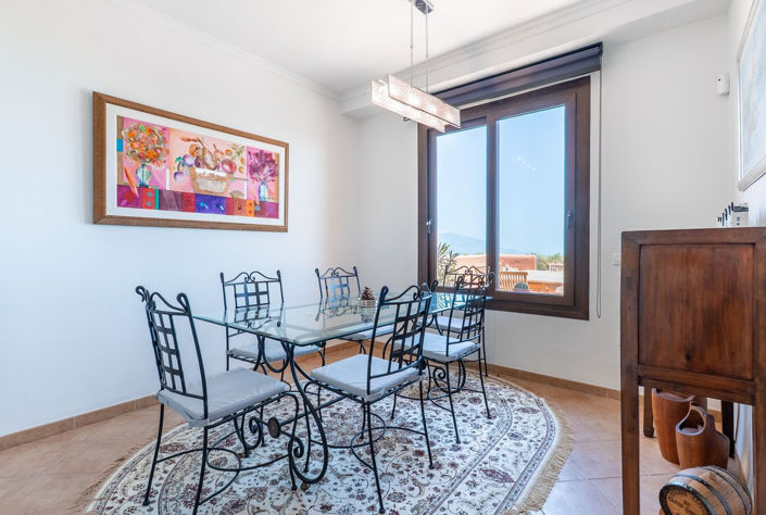 Image No.10-3 Bed Apartment for sale